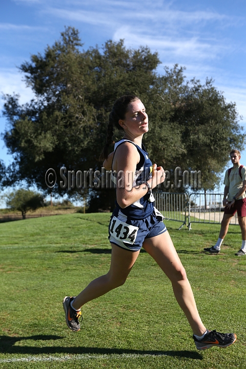 2013SIXCHS-050.JPG - 2013 Stanford Cross Country Invitational, September 28, Stanford Golf Course, Stanford, California.